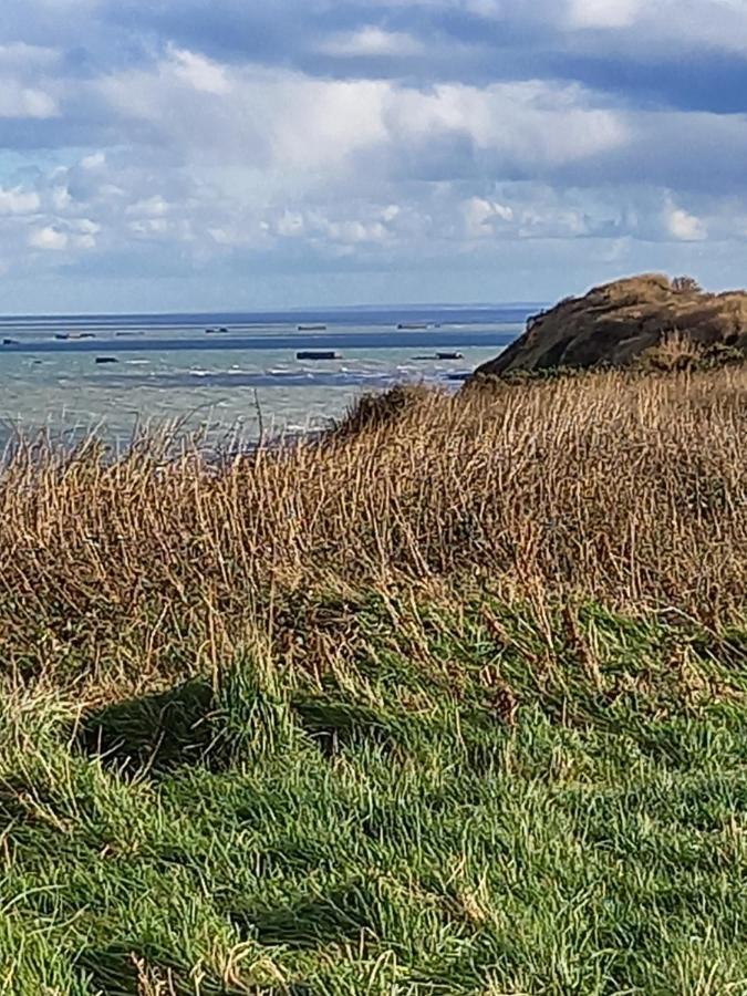 La Chambre O Z'Amis Longues-sur-Mer Kültér fotó